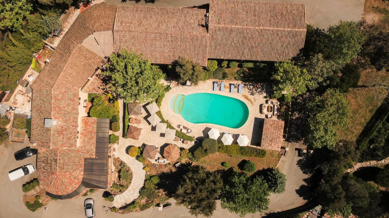 L'Estirado Des Adrets Hotel Les Adrets-de-l'Esterel Exterior photo